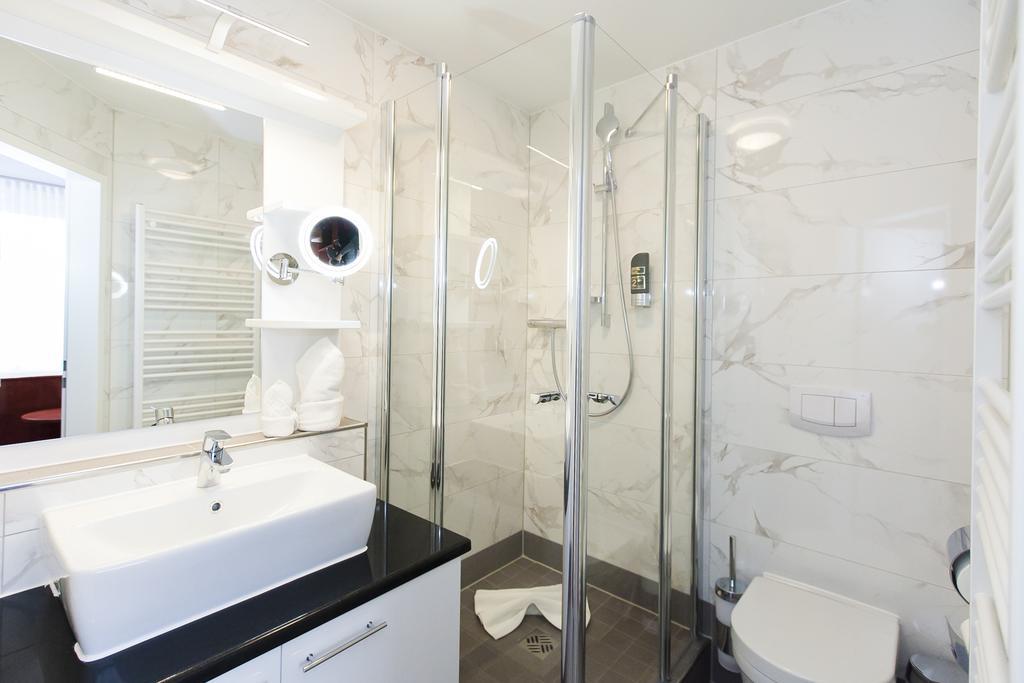 Bed & Breakfast Am Berliner Platz Langenfeld (North Rhine-Westphalia)